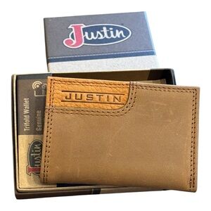 Justin Trifold Wallet Two Tone with Emboss Justin Logo NWT